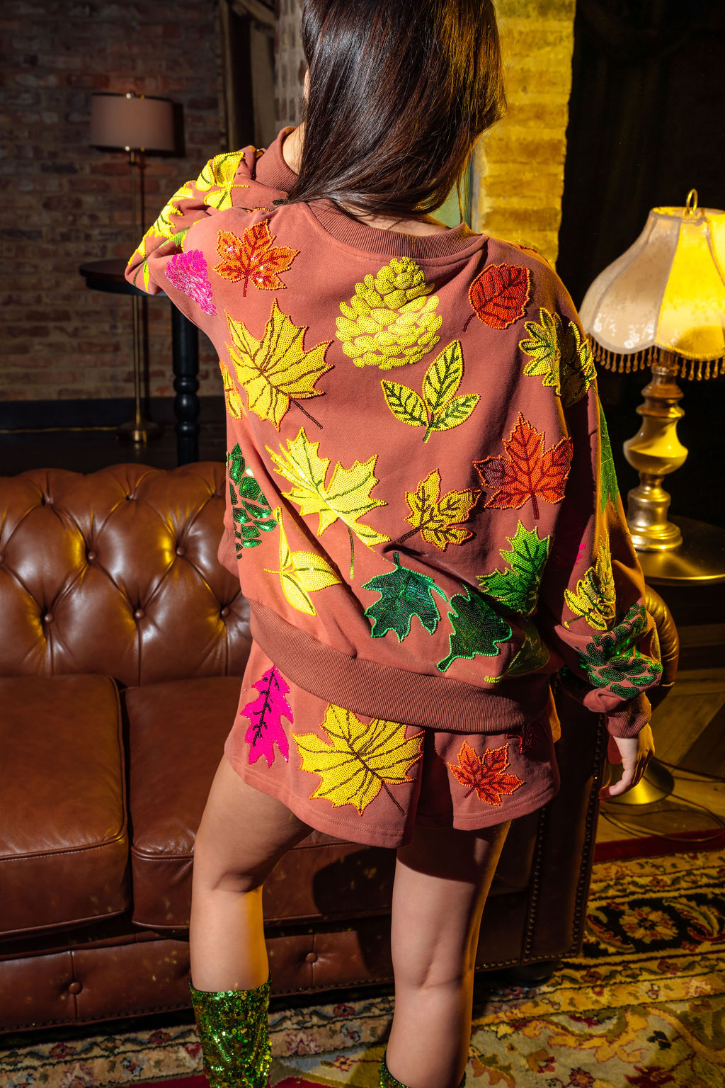 Brown Fall Leaves Short