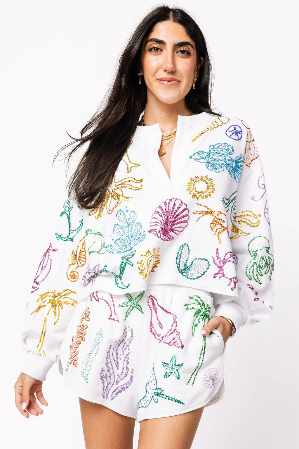 White Outline Rainbow Under The Sea Icon Short