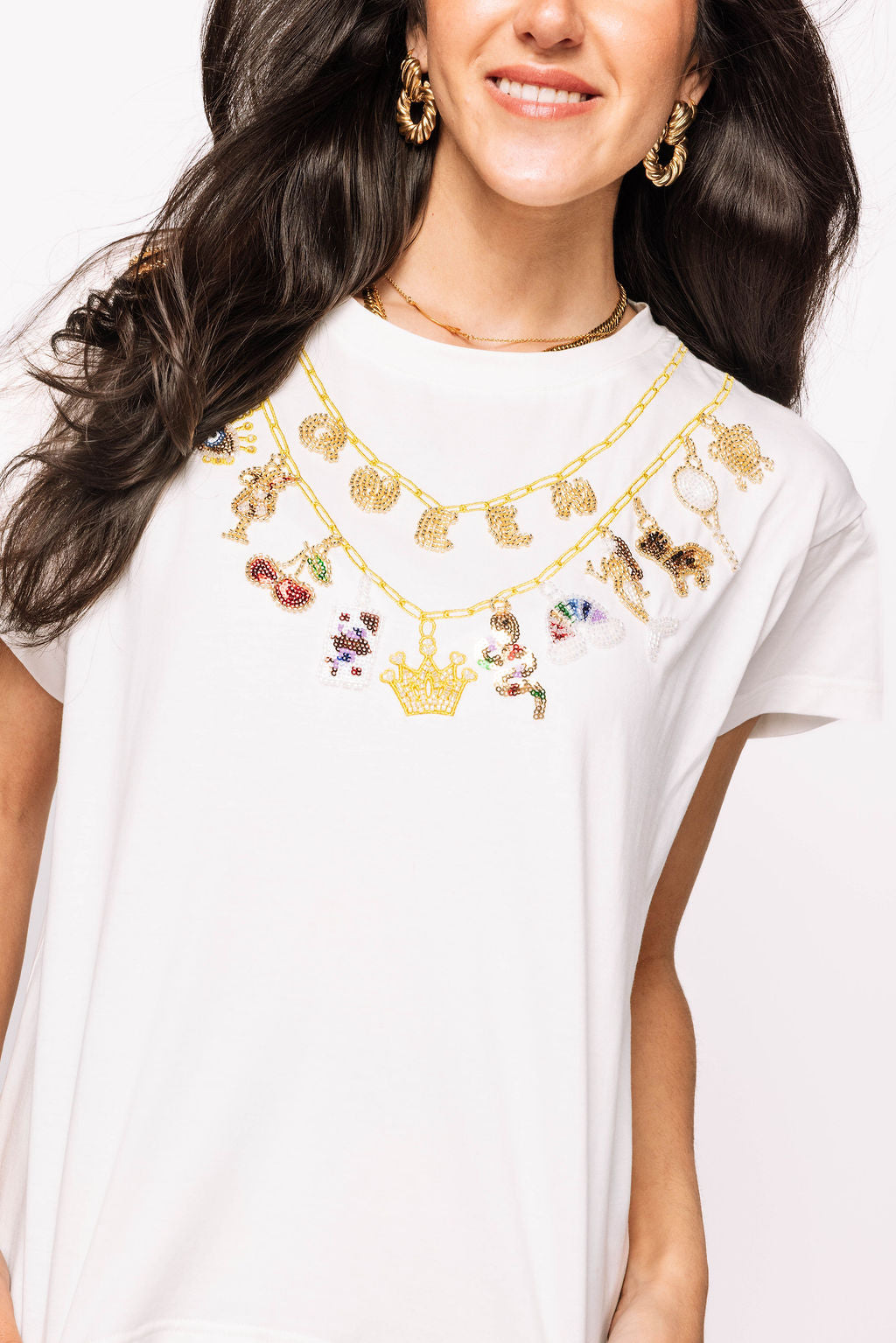 Queen & Icon Necklaces Charm Tee