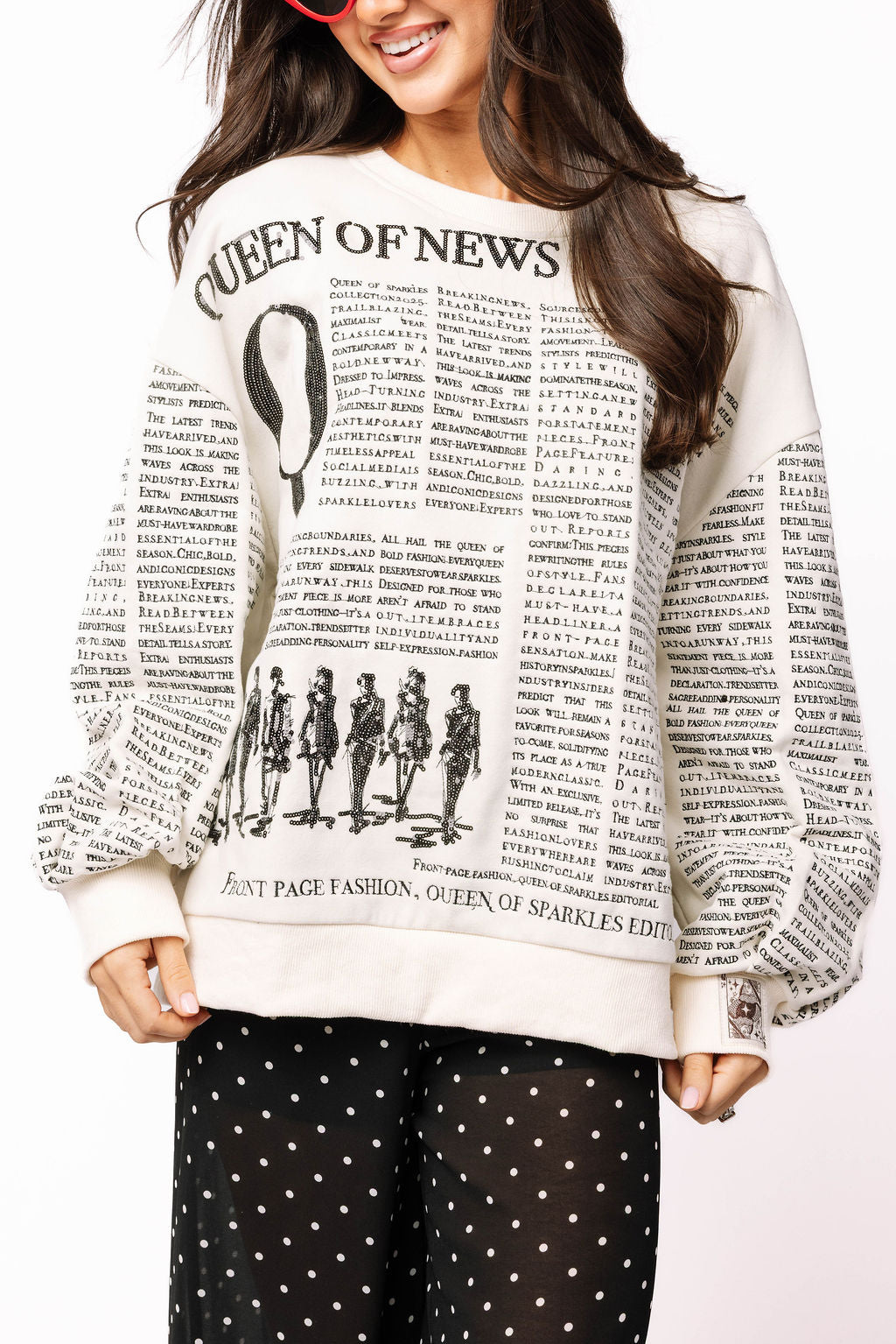 White & Black 'Queen of News' Sweatshirt